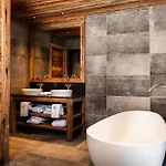 M & Hotel 5*